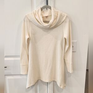 Reba Cream Turtleneck Sweater